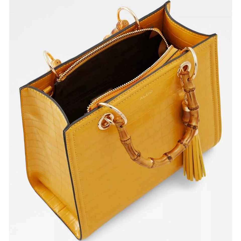 Bag Review: Vintage Louis Vuitton Monogram Petit Bucket 23 Bag - Ella  Pretty Blog