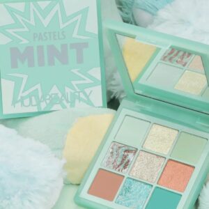 HUDA BEAUTY MINT OBSESSIONS PALETTE