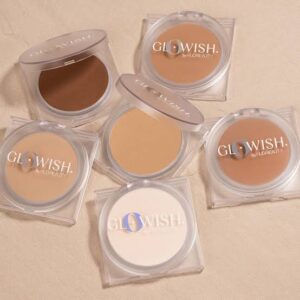 Huda Beauty Glowish Luminous Pressed Powder - Shade: 03 LIGHT